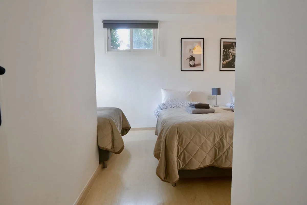 b8e4e3fe-265a-4835-9209-8ab6c2520b89