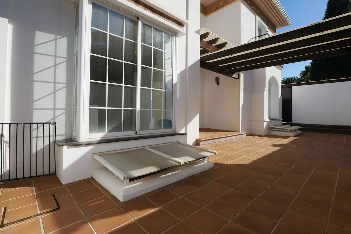 d66e49d9-6aa8-413f-9ad8-d89d9e259a1a