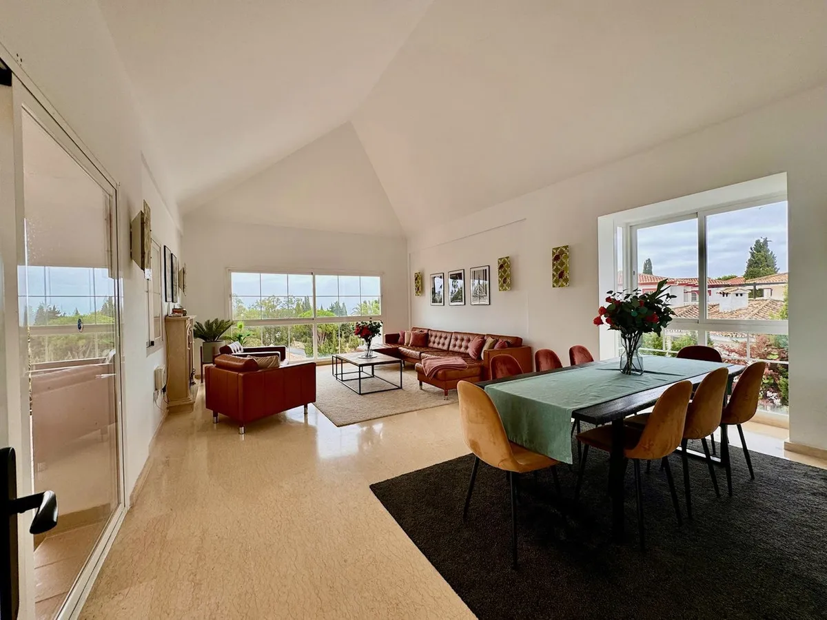 e2dd4f52-2507-403b-a732-928f66609df9