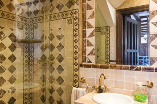 74a81bd9-b1b5-4400-a160-bbf918fa77dc