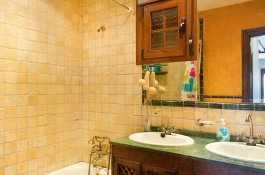 b013329e-f363-4b53-ad4f-e29a6442428c