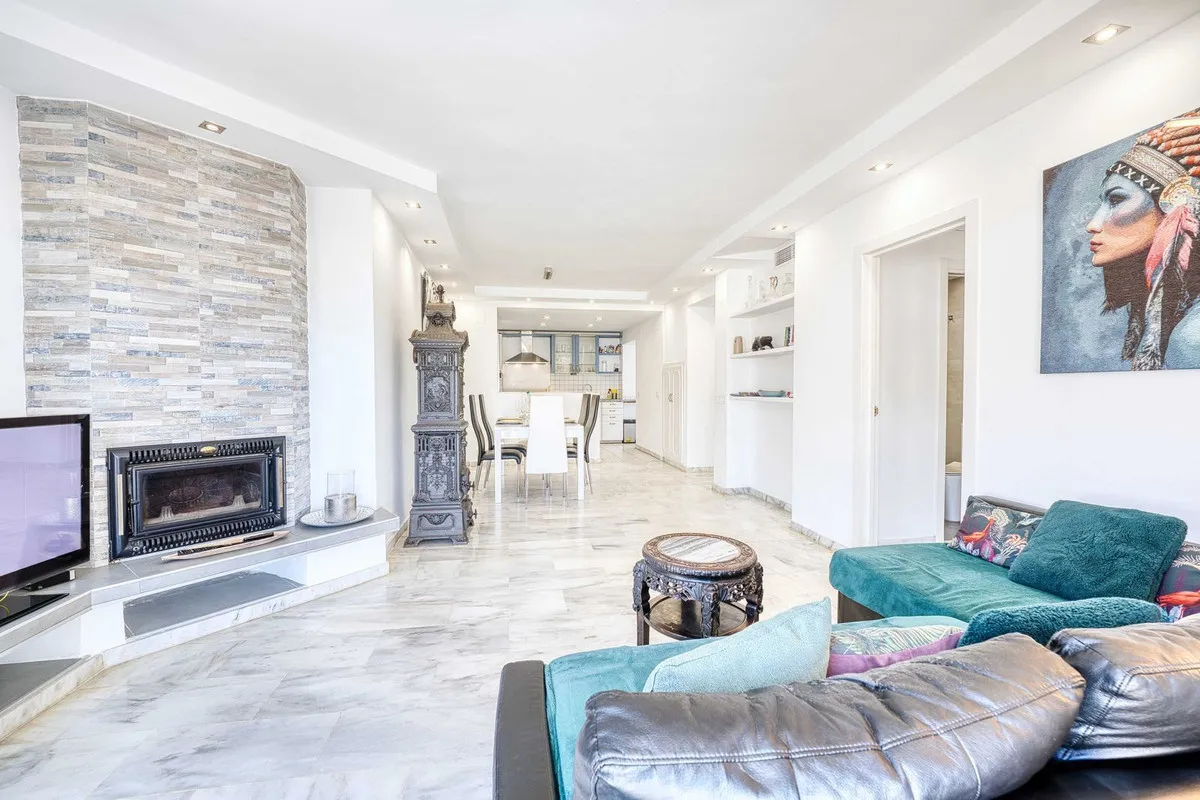 4ee32184-fcc1-49f4-8b49-1ca134740009