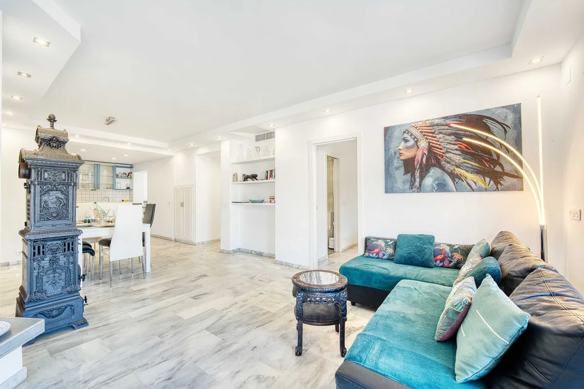 e57fc3b5-01c1-498f-8da7-3d02abcdf064