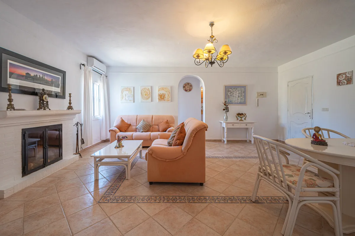 5603d21b-61cb-48a0-9693-c719bb559fc0