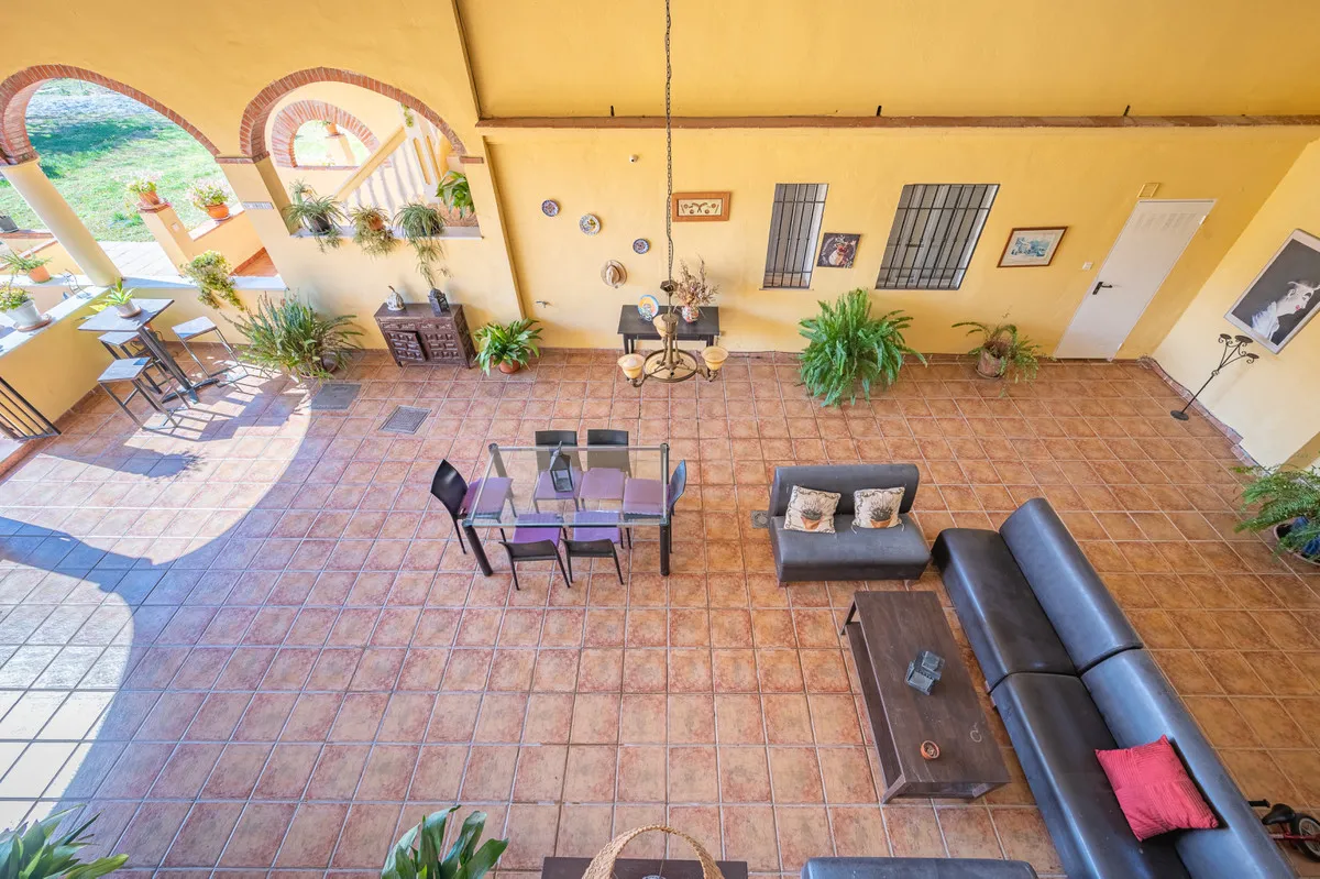 ab60c875-8805-408a-89ae-e9c0a64b3070