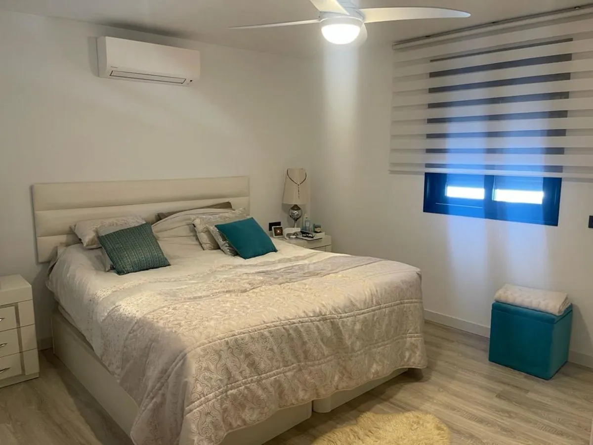 370f3ff4-71c0-4c4e-8f49-321b4bf33dcc