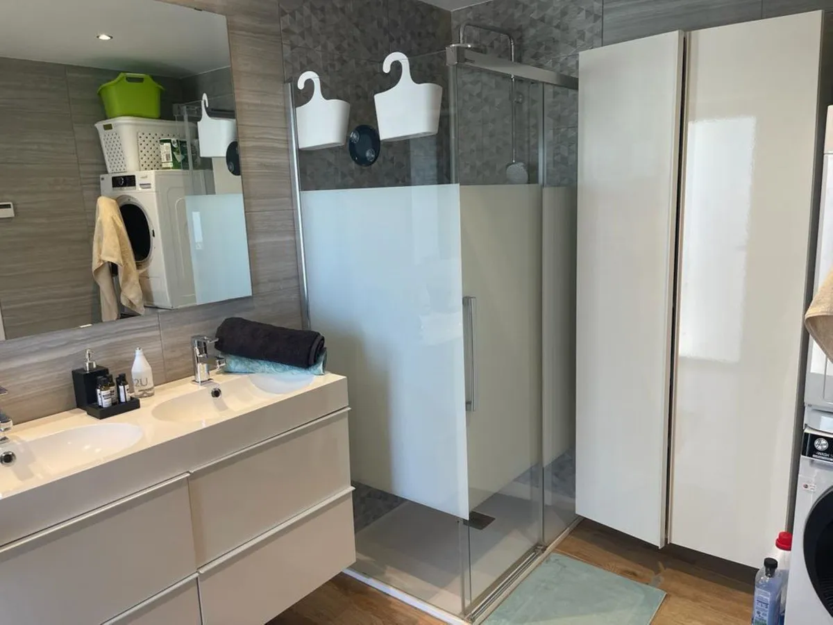 6a0fd911-73bf-4cf5-9796-d6217e7c4115