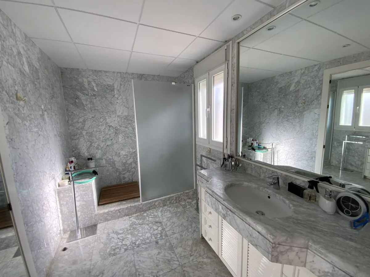 31ffa37b-c340-4233-afa7-7b2ab8451a6e