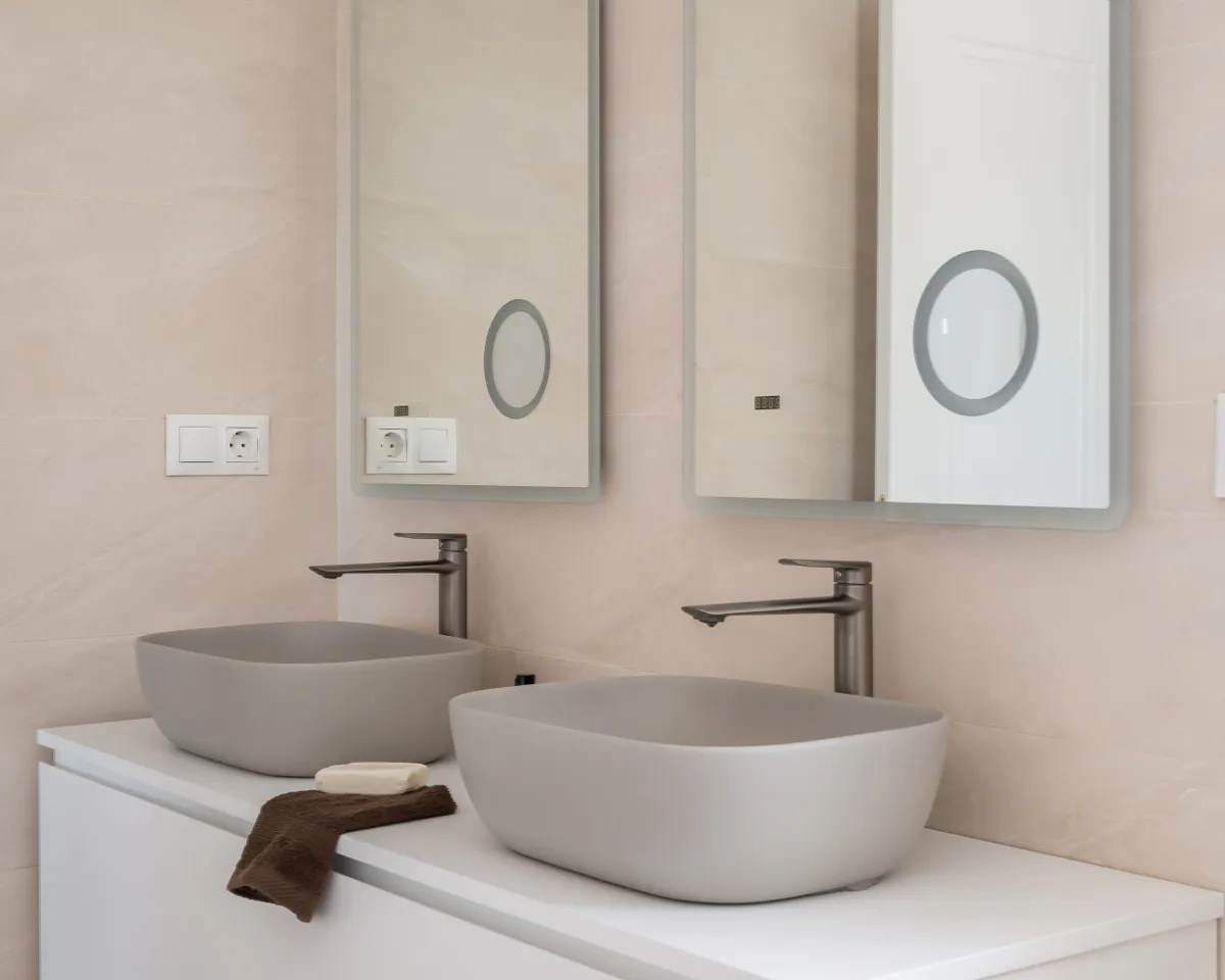 9fee40da-e835-4b86-a30f-d40a7c93f31d