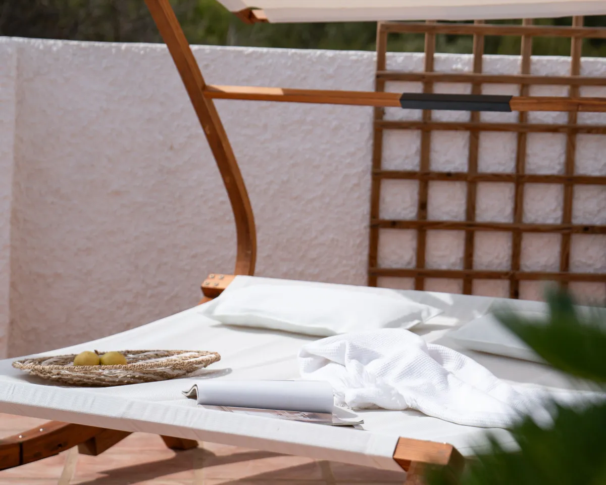 f318da67-b1d1-4619-9756-aa62c2b80aa2