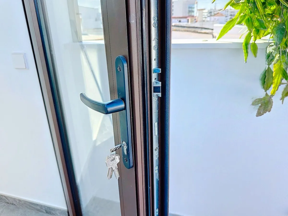 0f4f5188-6b8d-4186-8034-a3031880f70b