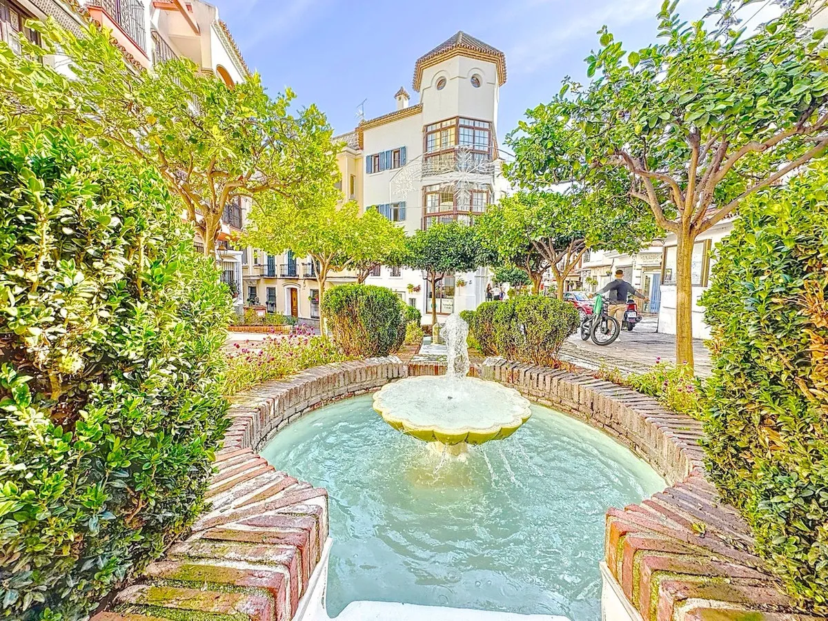 4b4d97d2-9ce2-4a1a-9a93-2d6cc60301fc