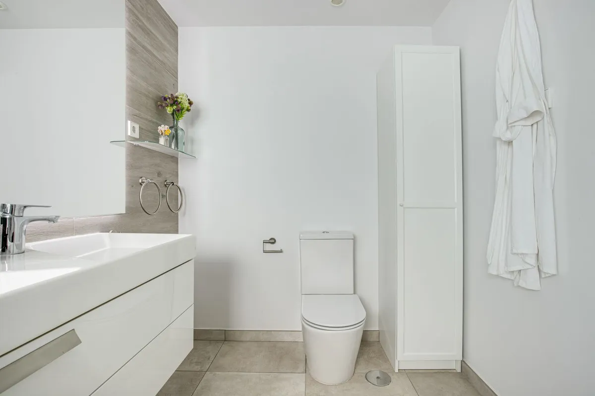 fdbdebe2-5a11-4813-a329-72335c6ace53