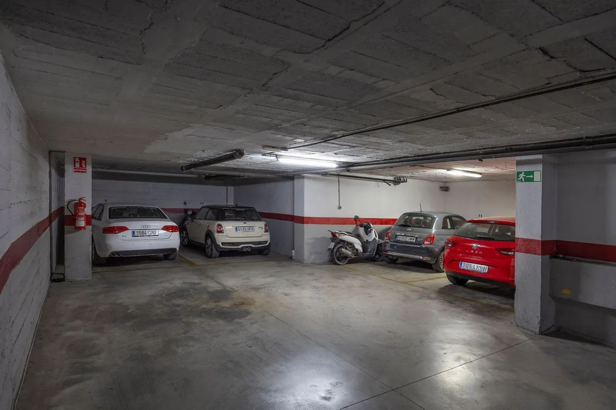 c966095a-3c52-470e-a6da-851de9f2e805