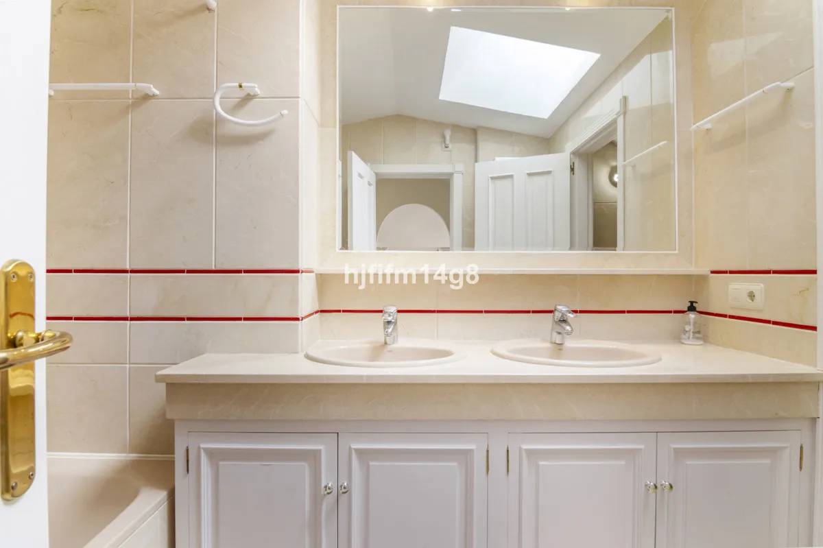 bfd5b89f-2cfd-417e-a01b-bea5a26f0734