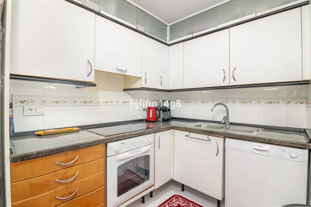 fe1787a6-d2d5-4100-98e1-61dad39a8891