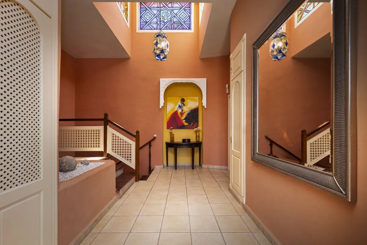 109f8090-3649-4554-a0be-8c240a390327