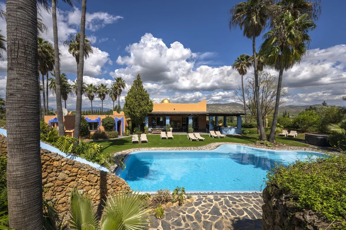 2d91cedc-85d4-4805-9f62-65b4c75e17f0