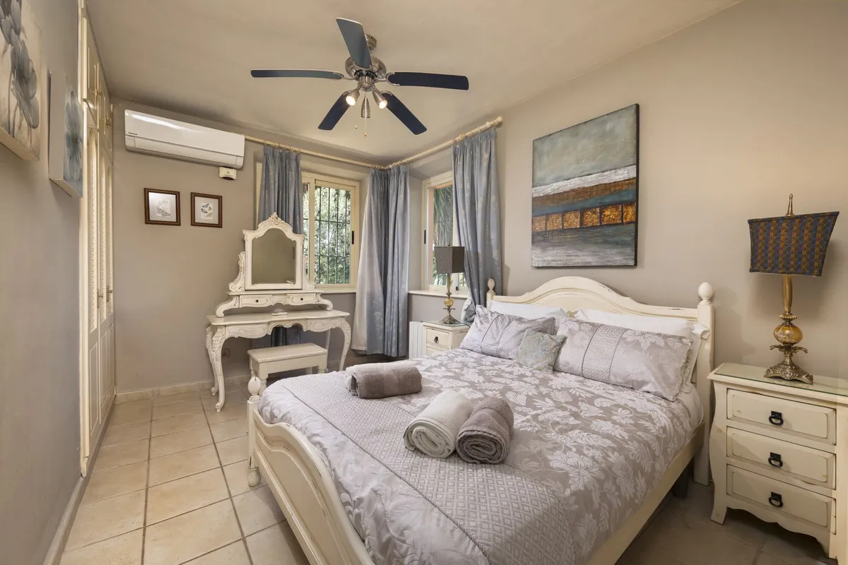 6c442707-727c-484c-ab12-6387310ba68a