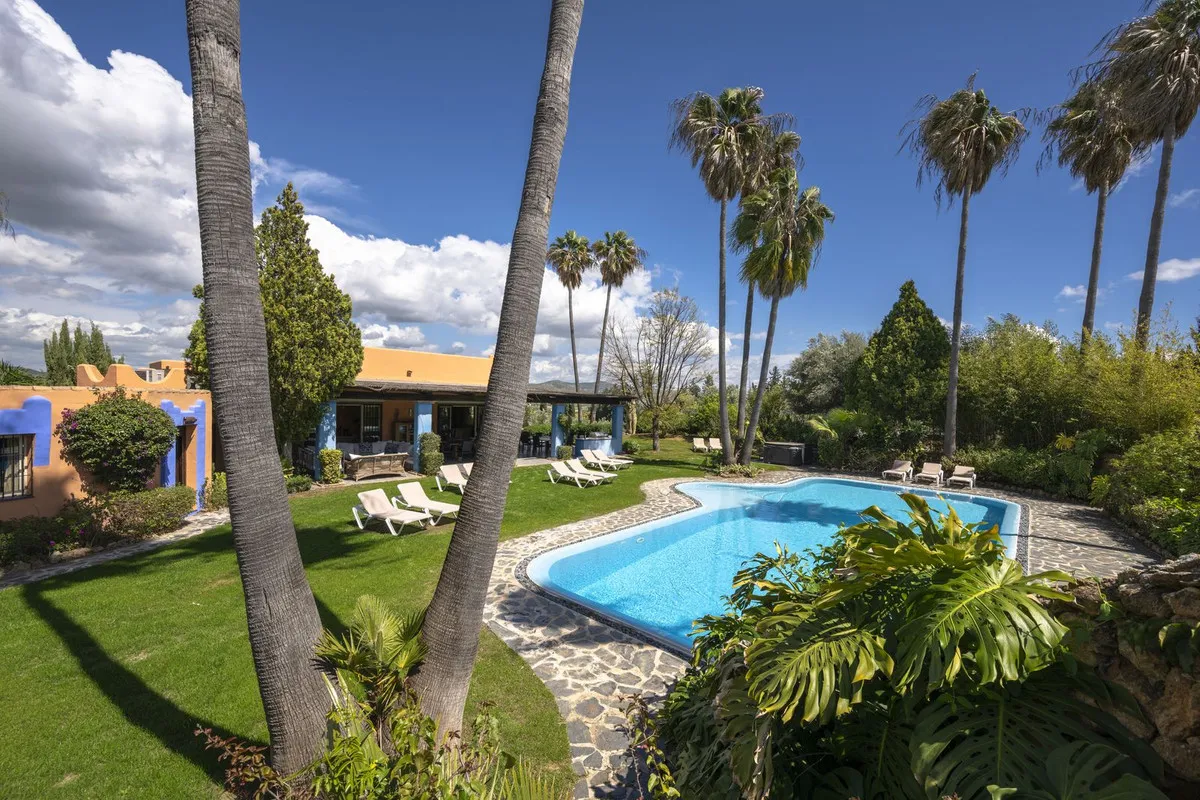 a30fdf56-b57f-4a27-93b1-91de0507e791