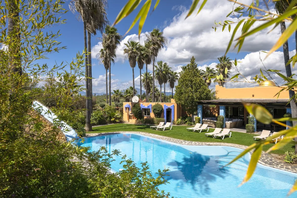 c9c22ecf-cfac-45d5-b46f-21e8cfc9935c