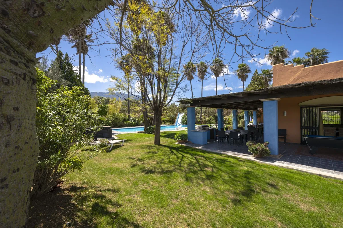 d7e56e2d-60f3-4808-9f31-a5a458608ac9