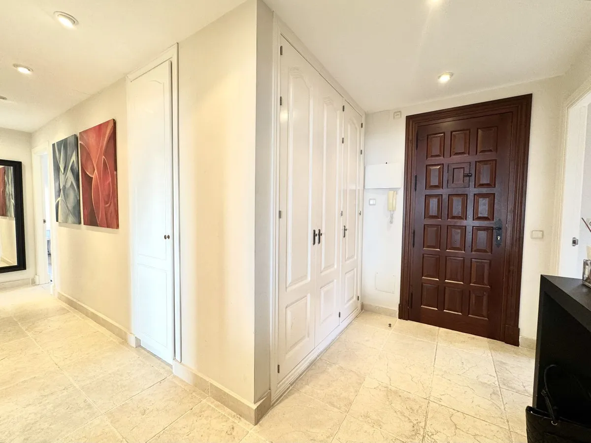 31321493-3a5b-46ec-9e72-2bd7bc1ae321