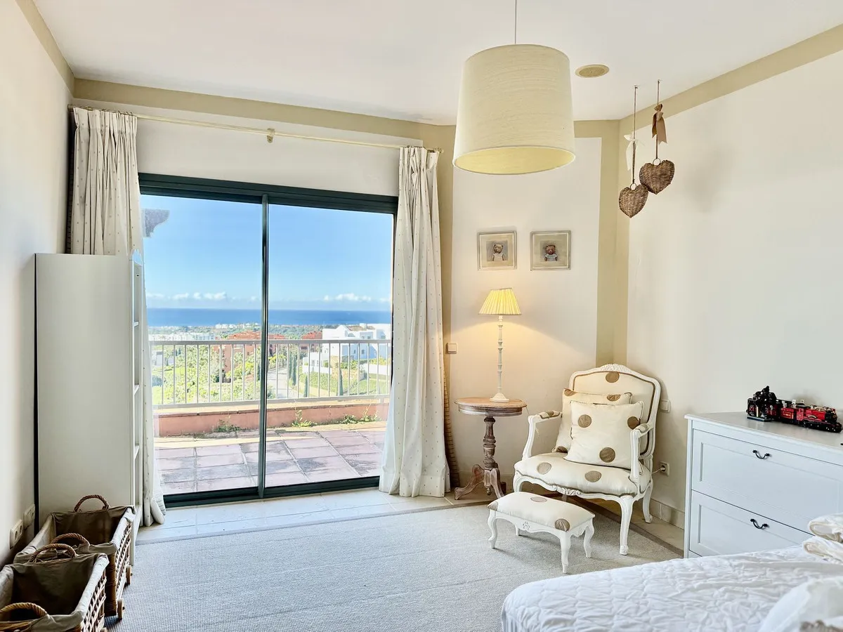 a7cd6341-61a9-4756-9276-99672a51b2d5