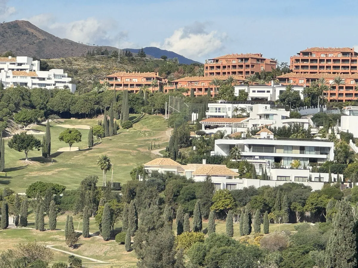 ece9dd7a-0f42-4bf9-9ede-7bb9f618a77e