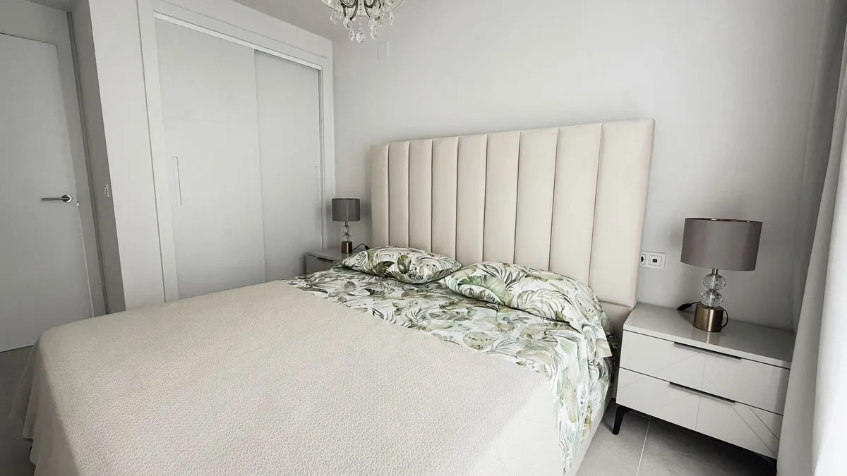 05589e94-e777-4d29-81ec-496fd1d51957