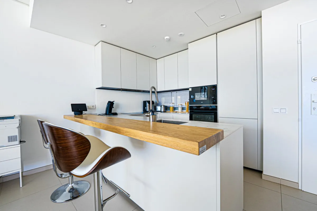 2a0e1708-c797-482f-ba92-13946aa345db