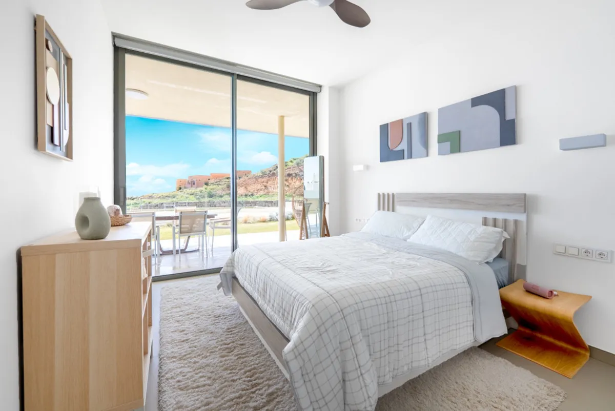 db2445ba-eb28-49c8-9f5b-90099ea77da8