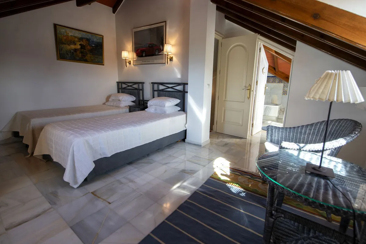 11abcf6e-b19b-4172-b118-89470b2dea50