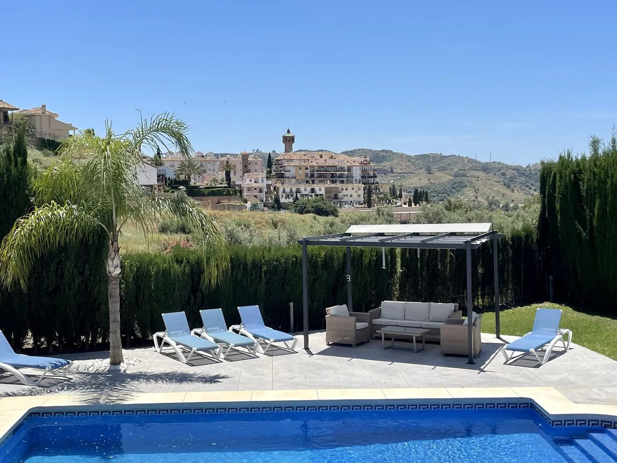 5aeacedc-0368-425d-ad90-b3828abe7108