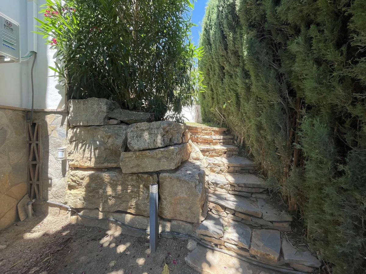 95ec7d74-41cc-427e-bb97-3569973114f7