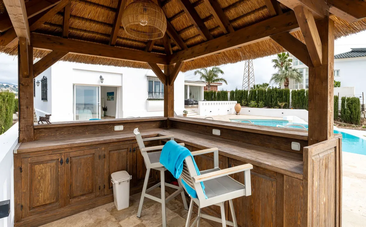 855f56bf-30f4-44c8-bf82-4c042fbceeda