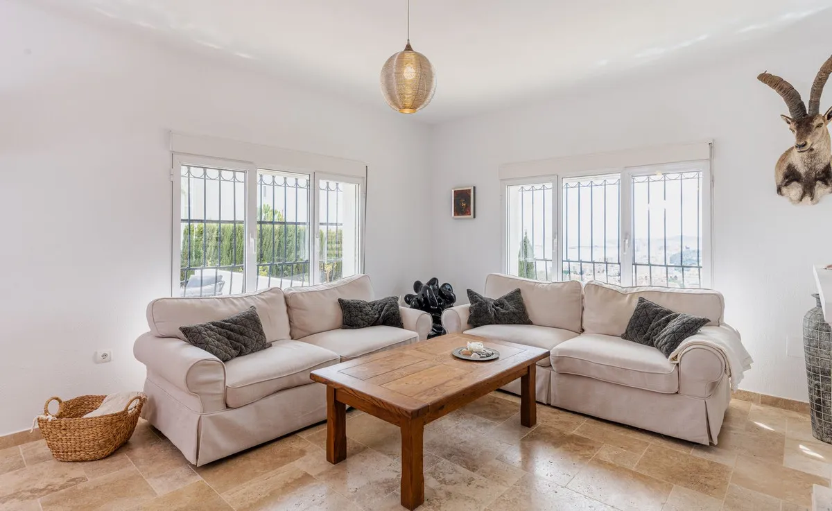 8b7b1270-4362-4f2c-b35b-4fb85ca586e5