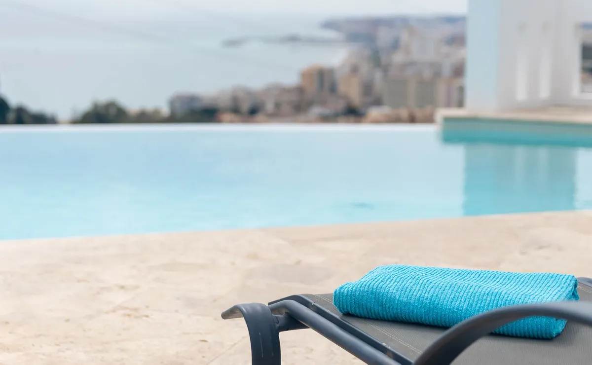 b0231228-e225-43fb-a11e-2ae7db44d5e6