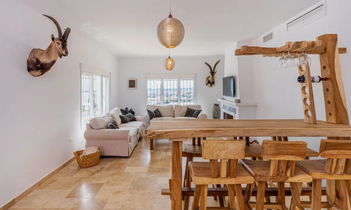 bf5ed940-2657-4dcf-8283-a254f5188807