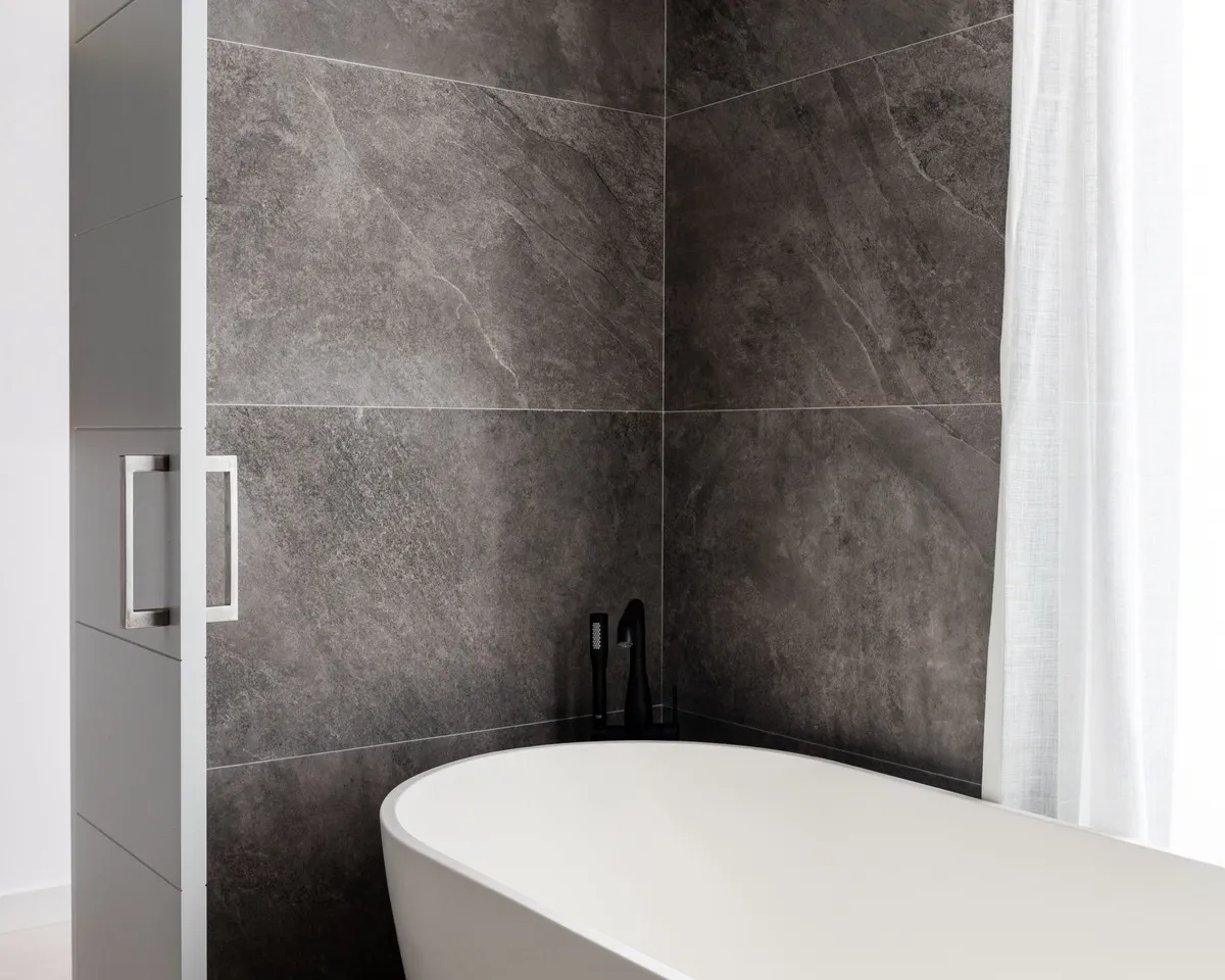 1a7fd013-503c-4e30-b278-e672b9531e5f