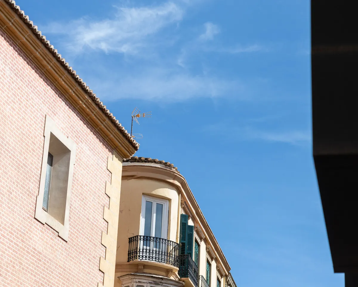 2e20d398-d1b6-45b9-bce9-a5e207df9b1d