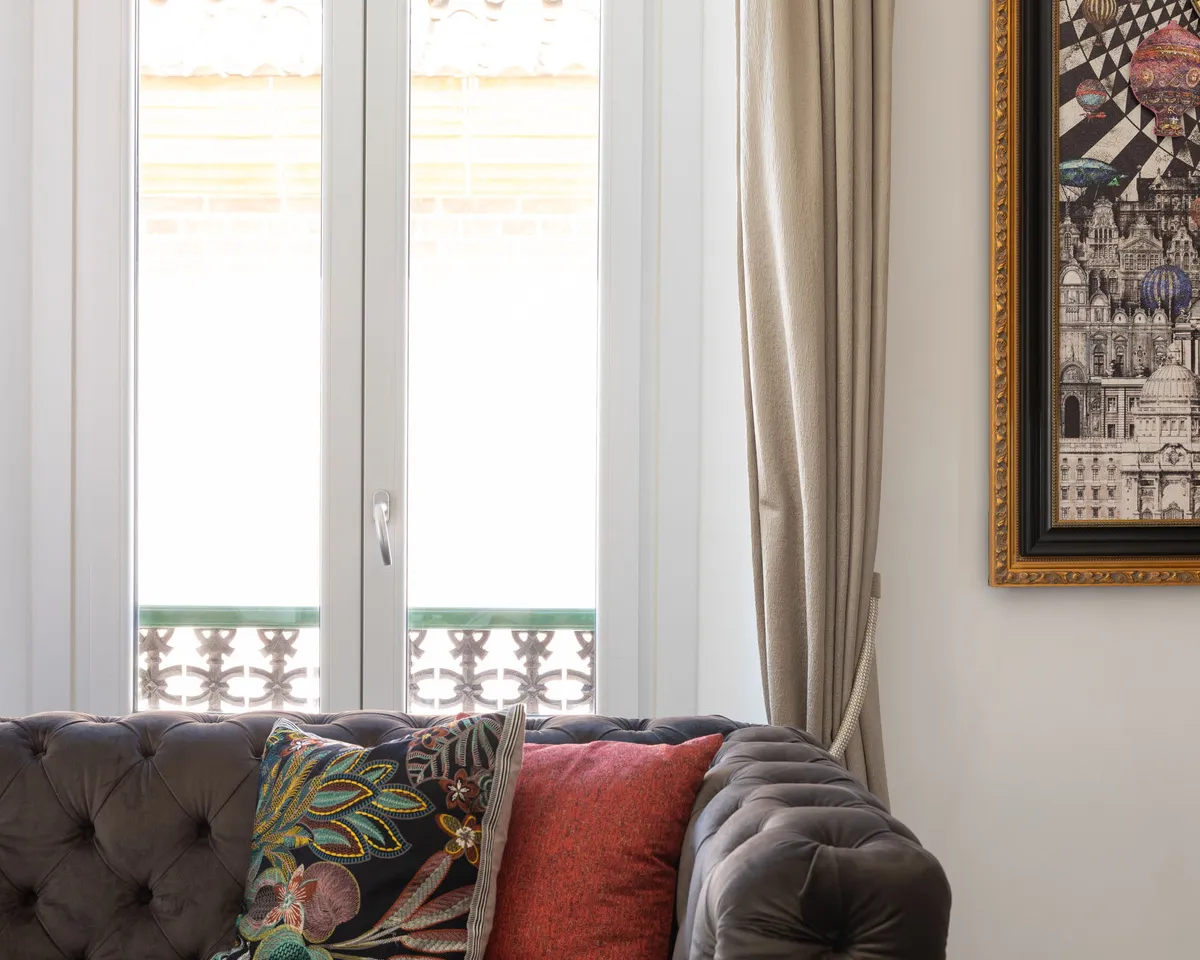 48897249-2134-475b-8e86-7b39b41ddf2c