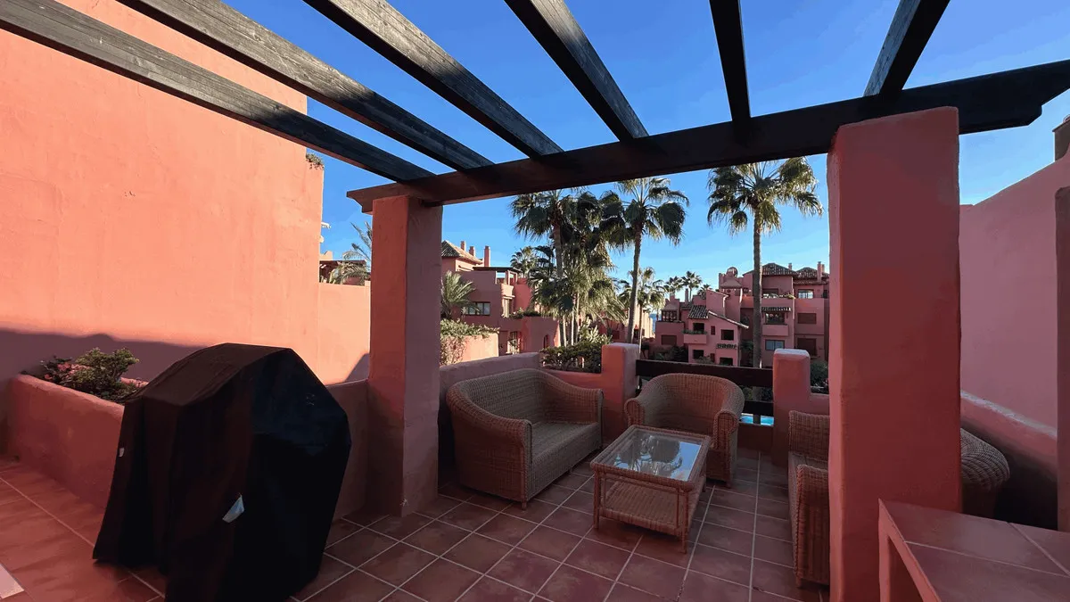 54b4d5d2-ccdc-4c9f-a5db-c7d27dfff960