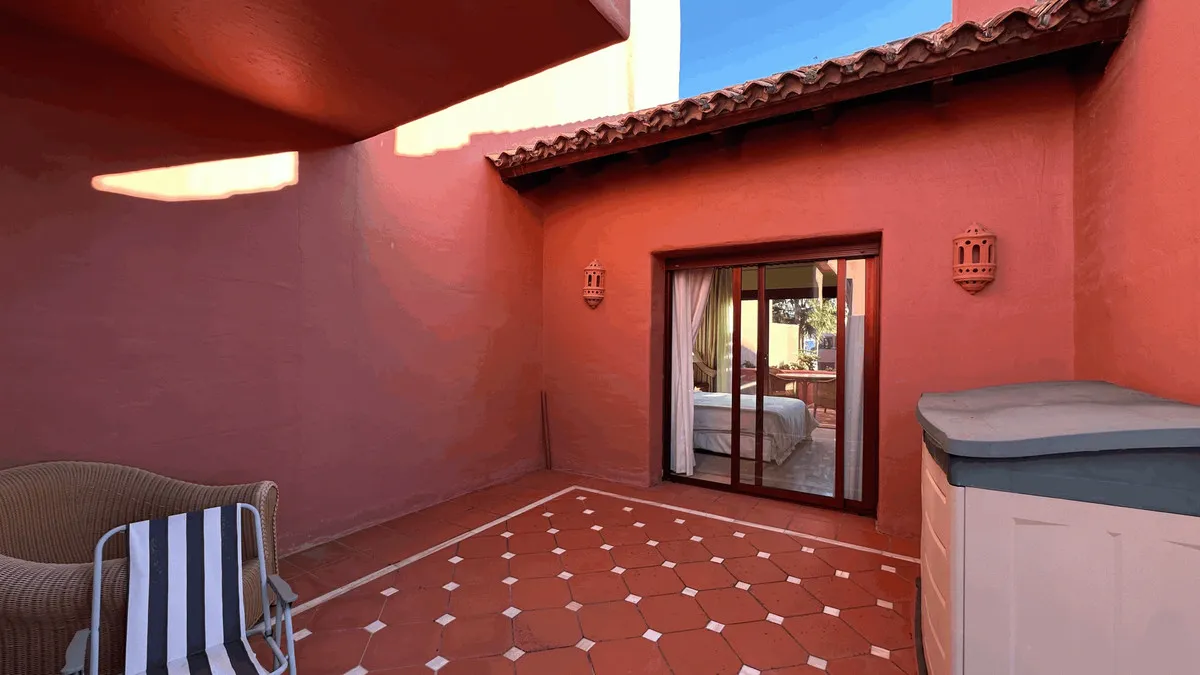 674a6d18-22ac-4cc3-9d58-6ace9574b5d4