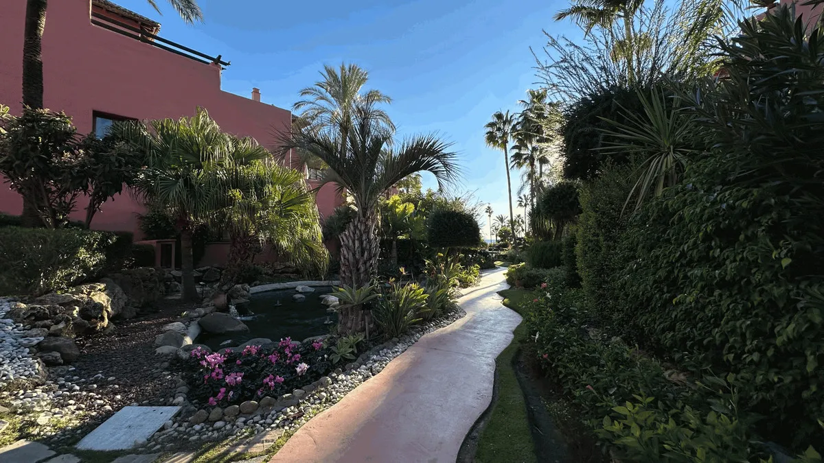 780c22c8-0293-408d-9e17-d47c0ee77694