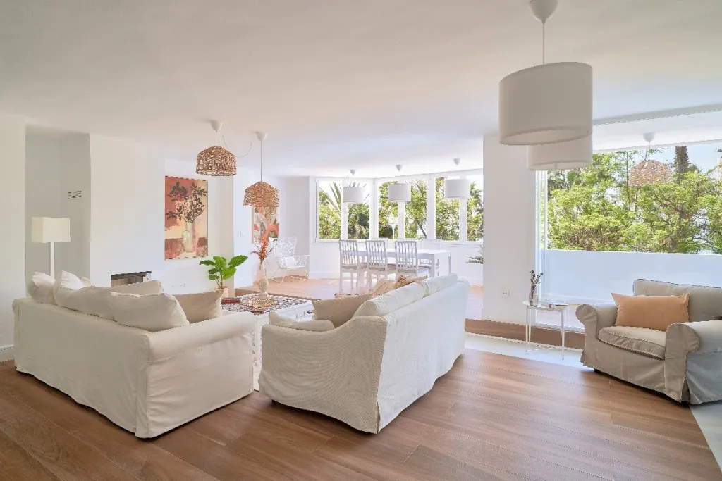 104d60da-f5bb-48fe-baed-e3627312e60e