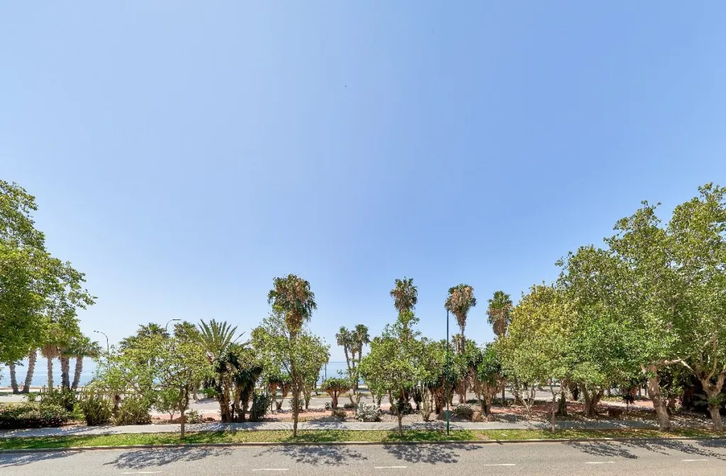 a6b3b987-2d38-425d-8bc2-42924ee22dfa