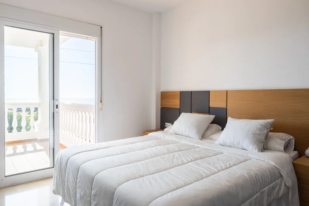 35ca58dc-ca48-4941-b25f-dadca03c65ba