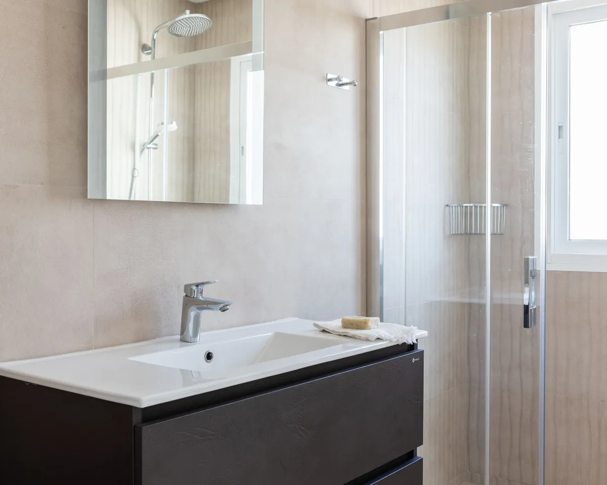 da96c6a0-dca1-4a60-b54f-b0a0e14c19a5