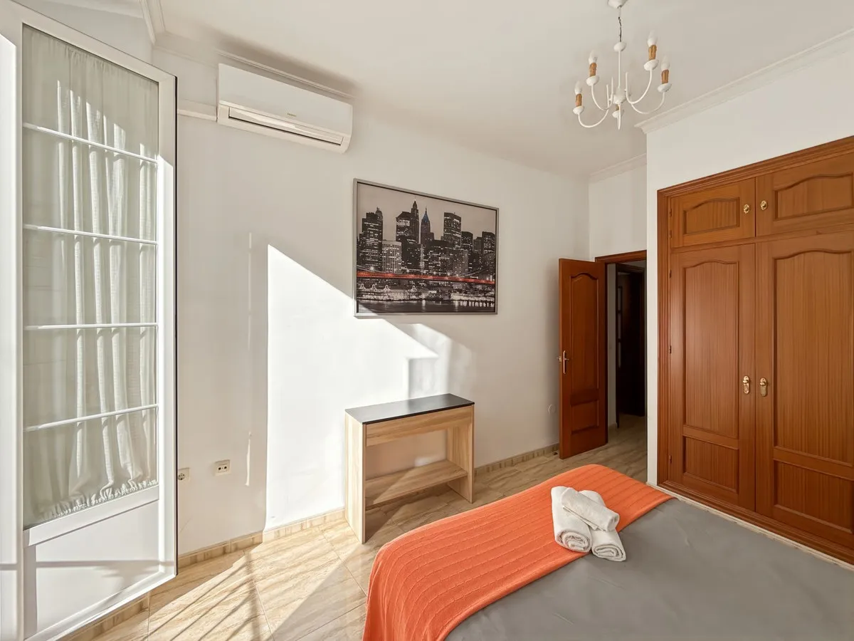 c7928062-83e4-468f-898b-cea14529f78f